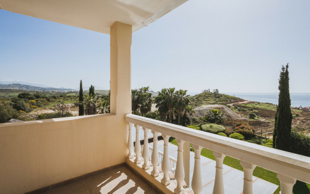 Detached Villa Estepona Málaga - image 48
