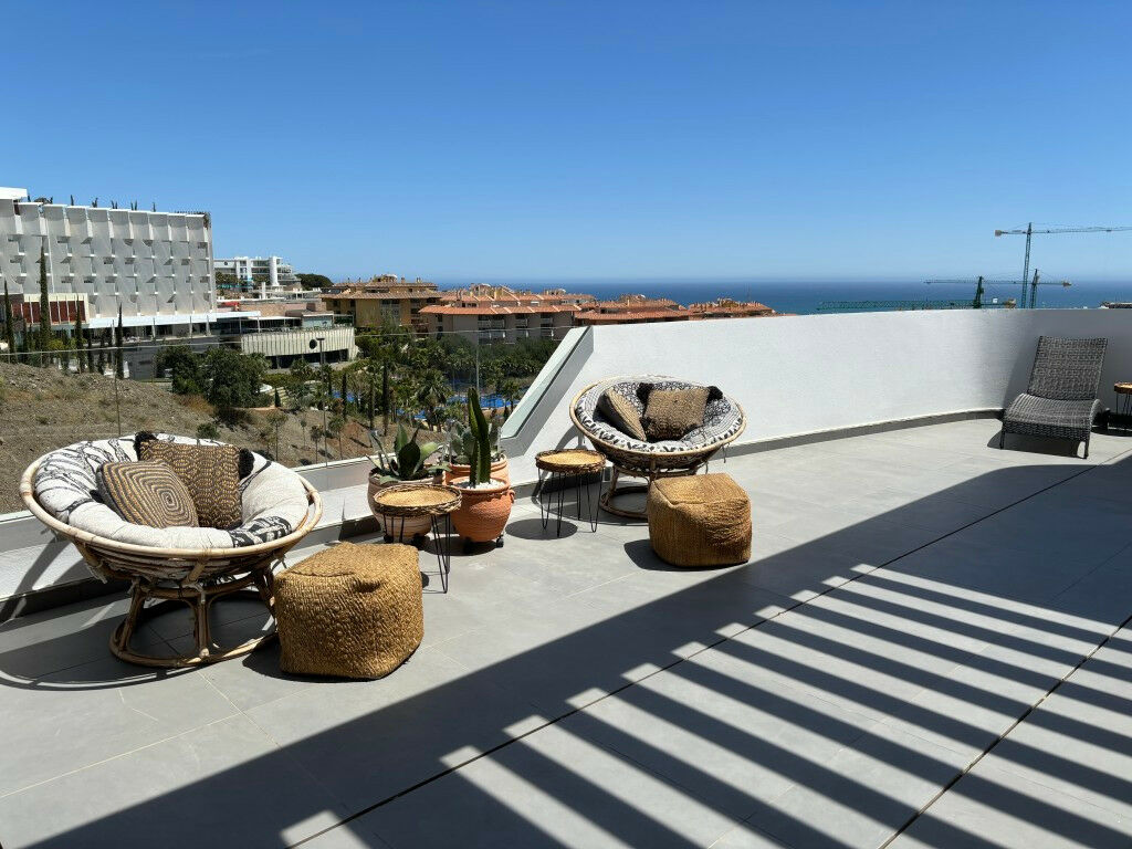 Penthouse Higueron Málaga - image 5