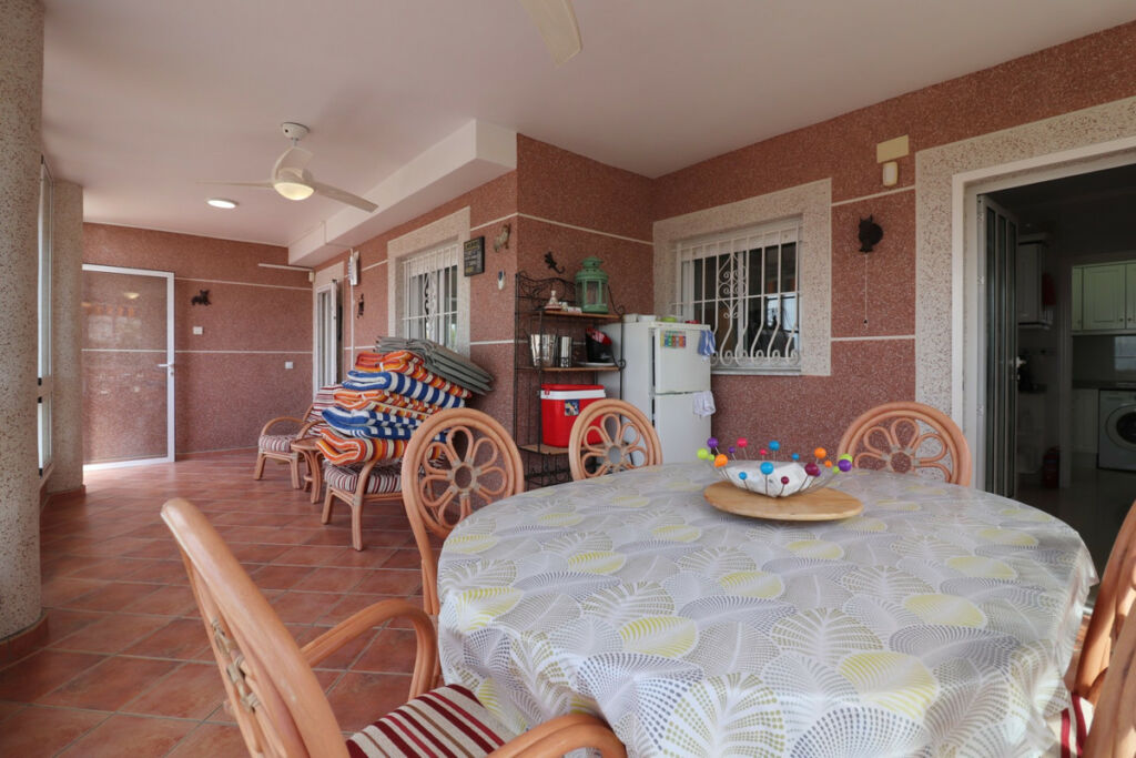 Detached Villa Algorfa Alicante - image 6