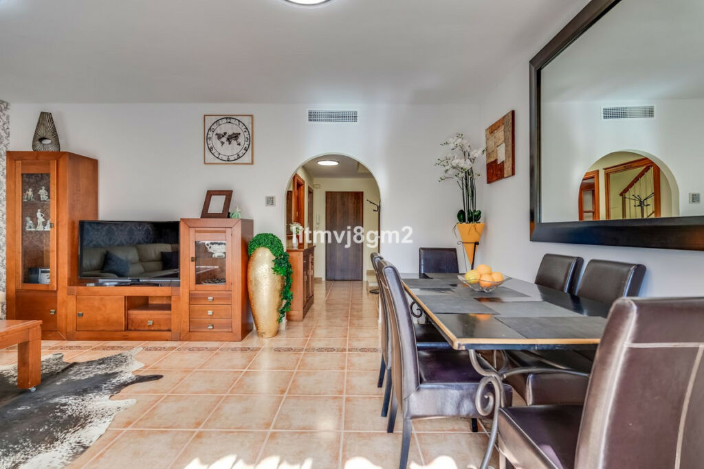 Townhouse Calahonda Málaga - image 5