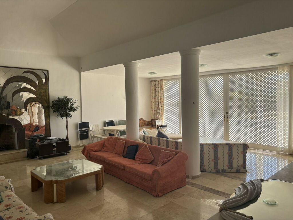 Detached Villa The Golden Mile Málaga - image 6