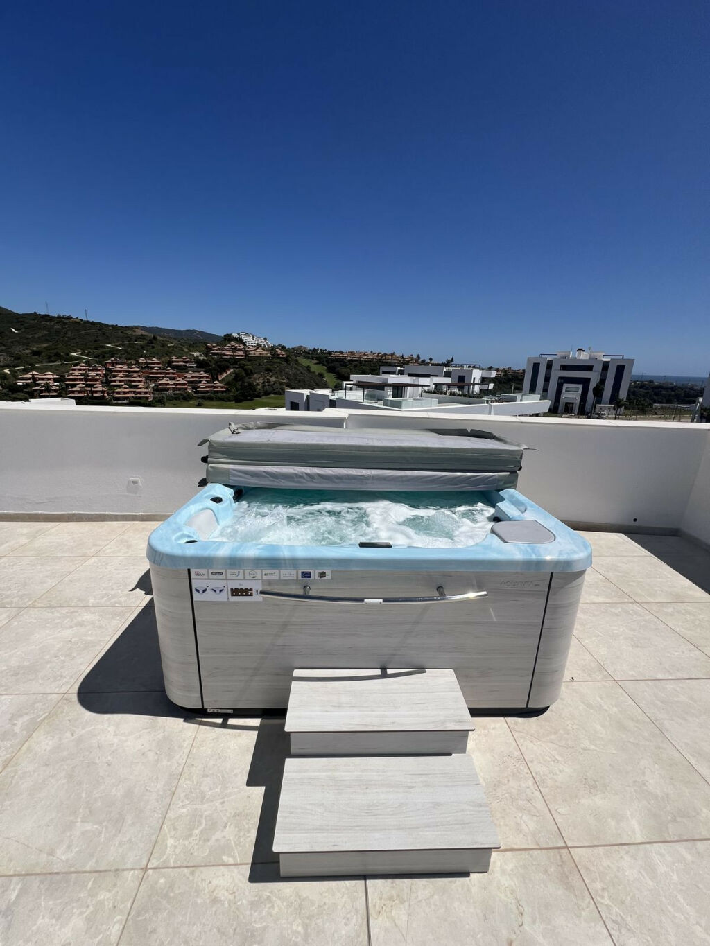 Penthouse Duplex Los Monteros Málaga - image 5