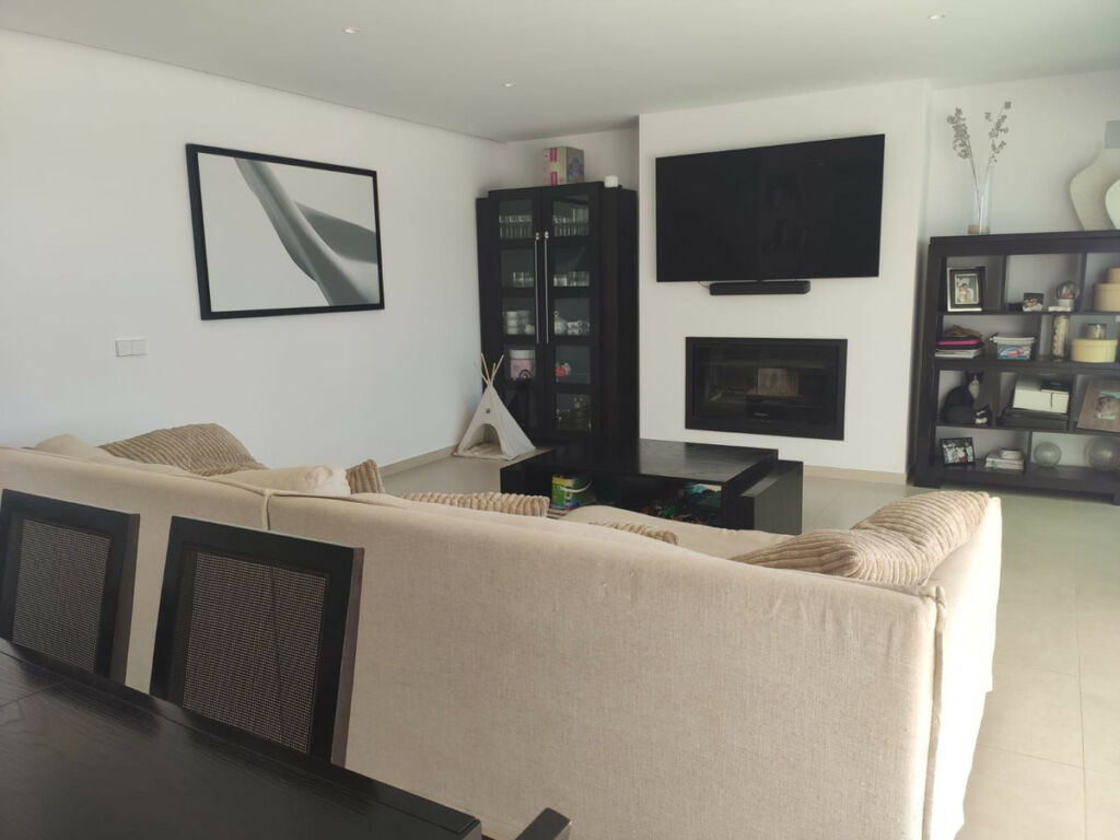 Detached Villa Estepona Málaga - image 33