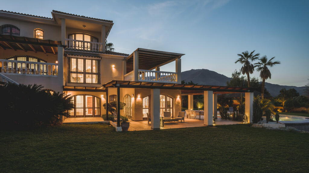 Detached Villa Estepona Málaga - image 58