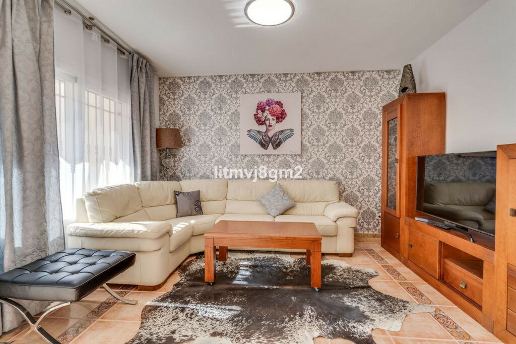 Townhouse Calahonda Málaga - image 6