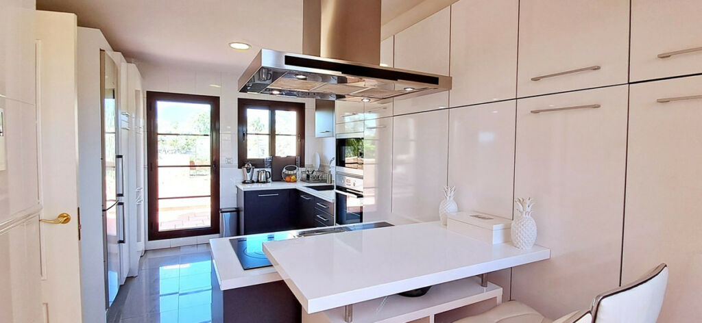 Penthouse Duplex New Golden Mile Málaga - image 6