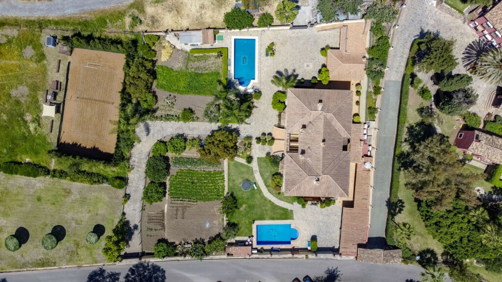 Detached Villa Benahavís Málaga - image 6