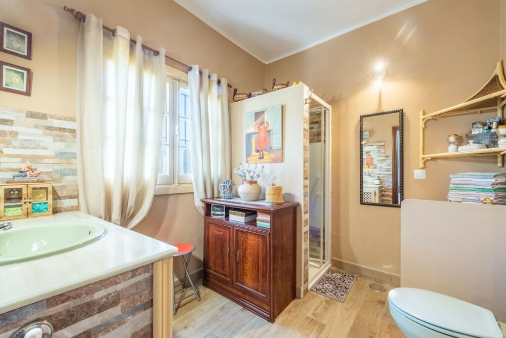 Ground Floor Apartment Benahavís Málaga - image 6