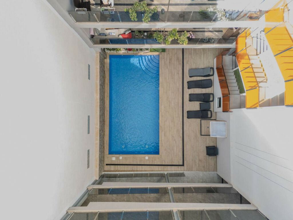 Top Floor Apartment Torrevieja Alicante - image 6