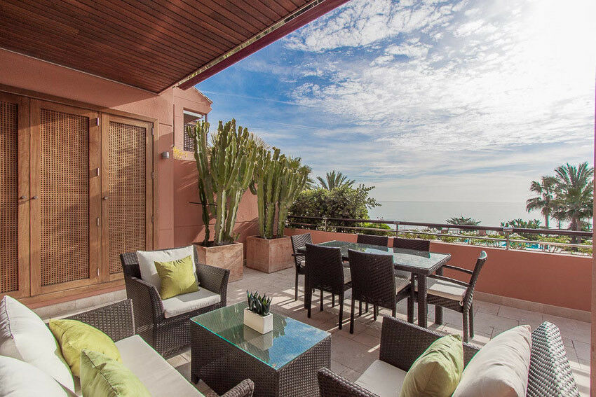 Middle Floor Apartment Puerto Banús Málaga - image 6