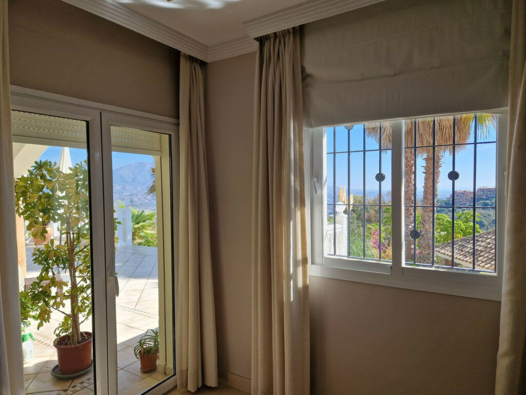 Detached Villa La Mairena Málaga - image 60