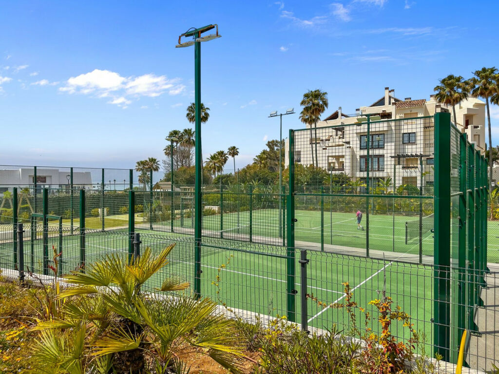 Detached Villa New Golden Mile Málaga - image 64