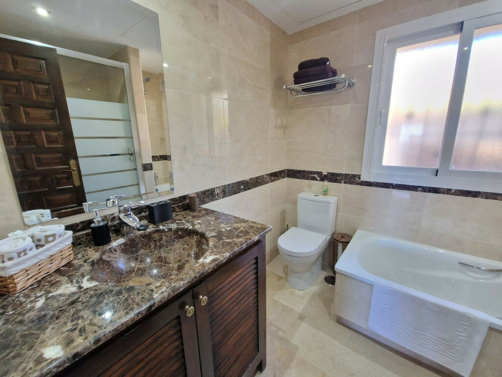 Detached Villa La Mairena Málaga - image 66