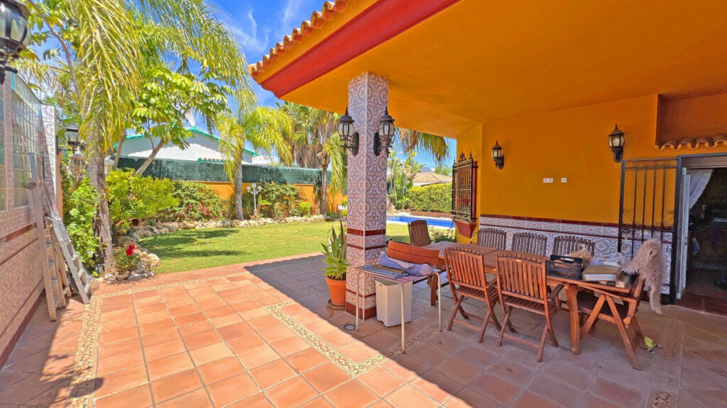Detached Villa Reserva de Marbella Málaga - image 7