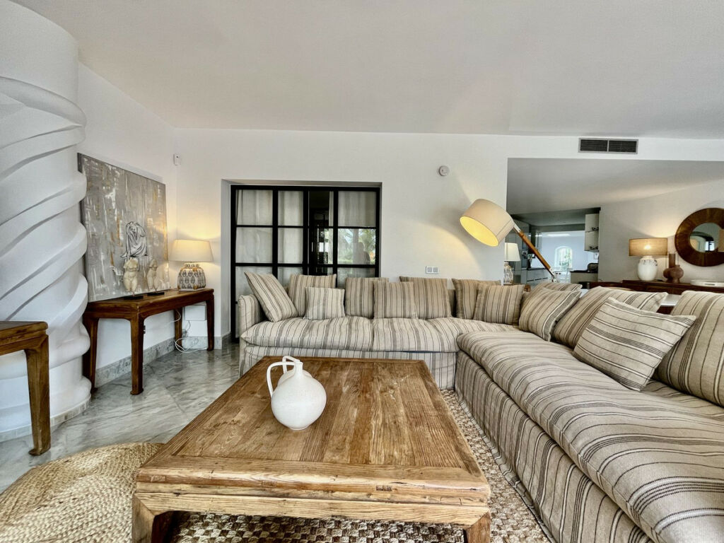 Townhouse Bahía de Marbella Málaga - image 7
