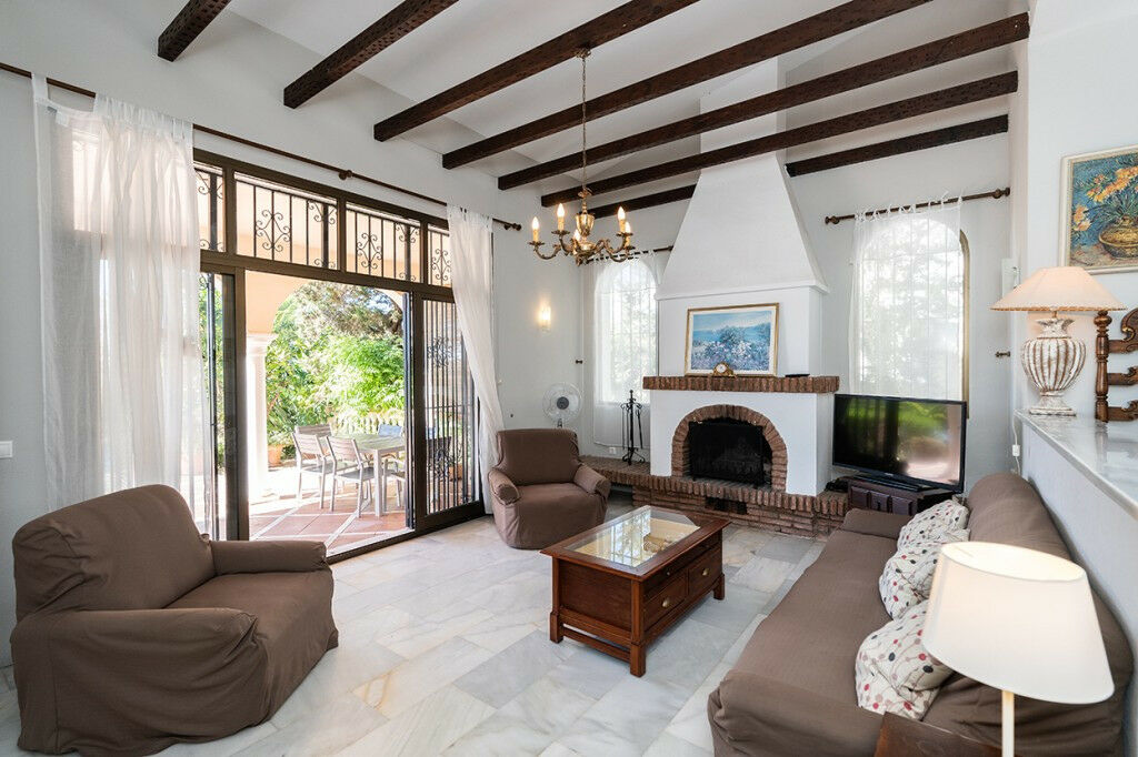 Detached Villa Marbesa Málaga - image 7
