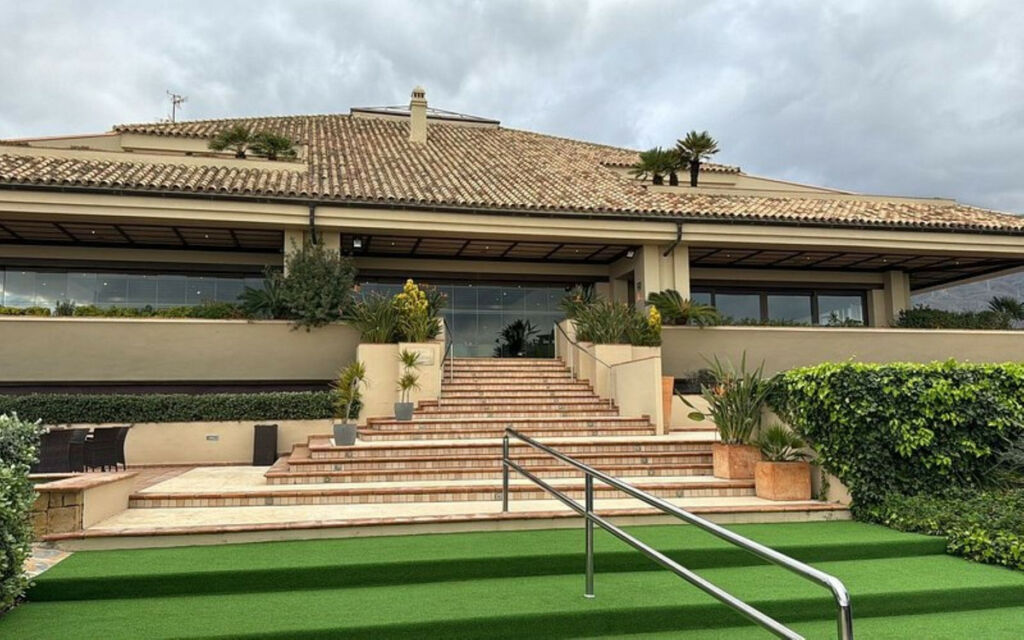 Duplex Estepona Málaga - image 7