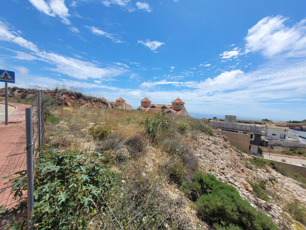 Residential Plot Benalmadena Málaga - image 7