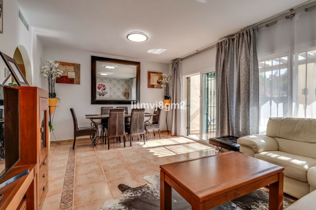 Townhouse Calahonda Málaga - image 7