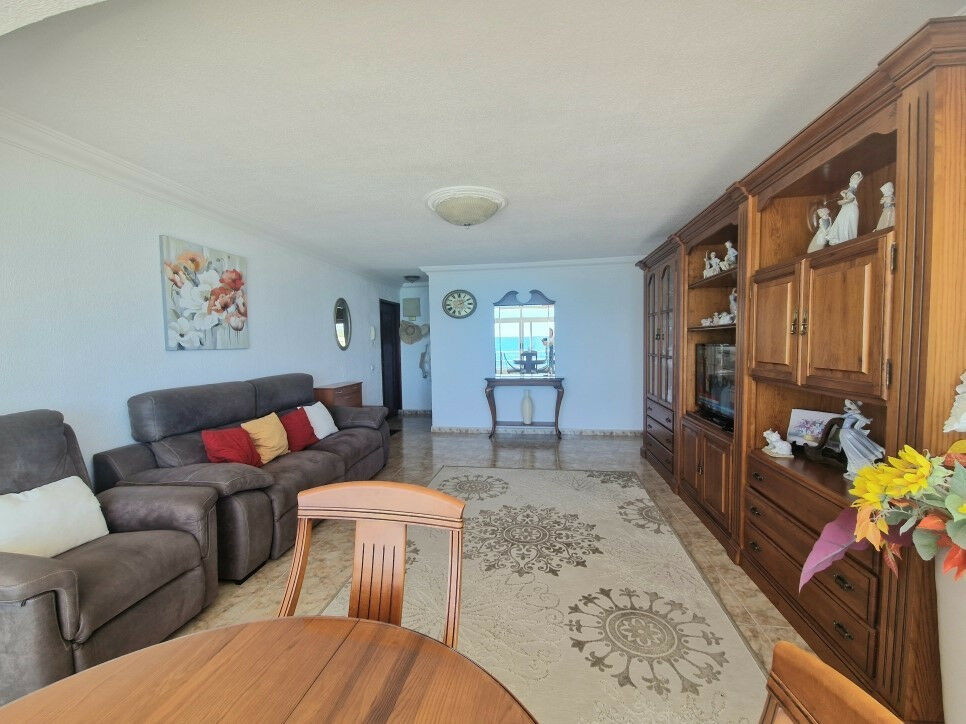 Middle Floor Apartment Albir Alicante - image 7