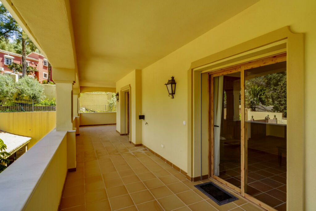 Detached Villa Benahavís Málaga - image 72