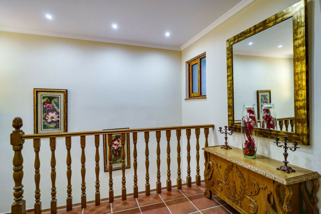 Detached Villa Benahavís Málaga - image 74
