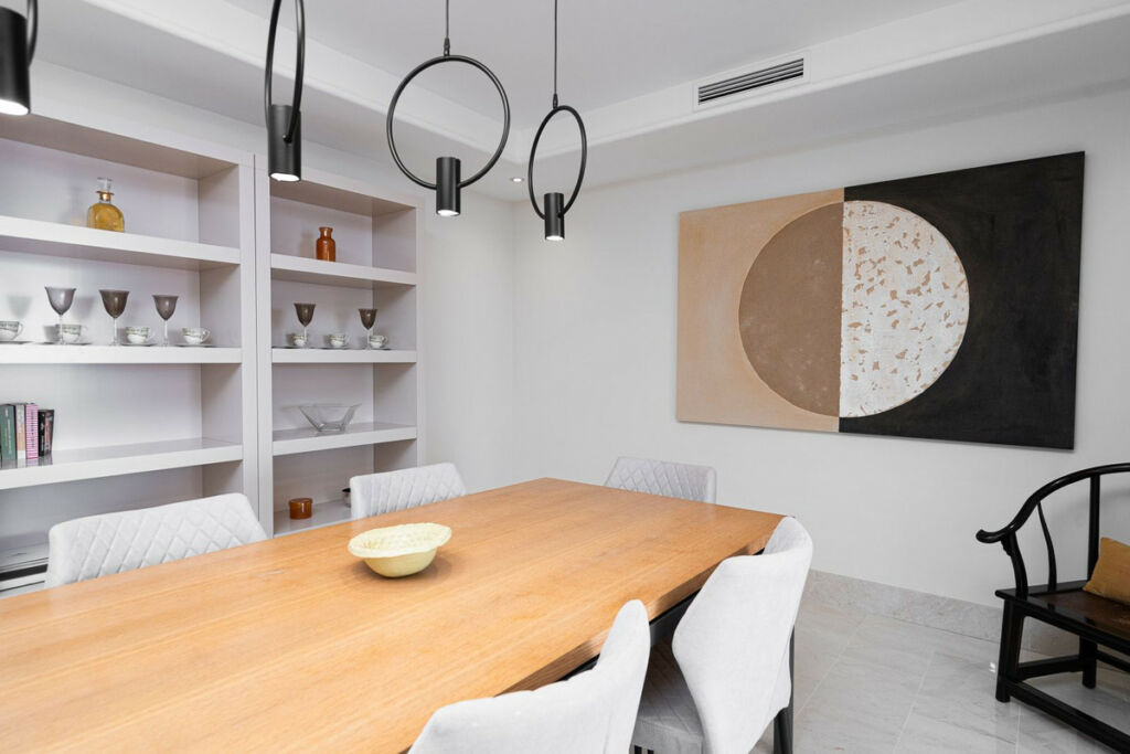 Middle Floor Apartment New Golden Mile Málaga - image 8