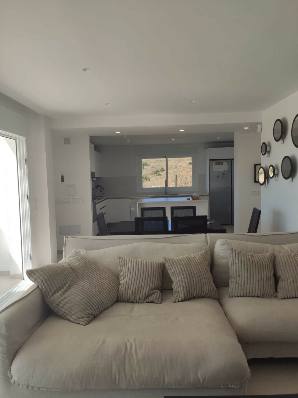 Detached Villa Estepona Málaga - image 6
