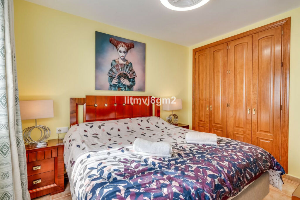 Townhouse Calahonda Málaga - image 9