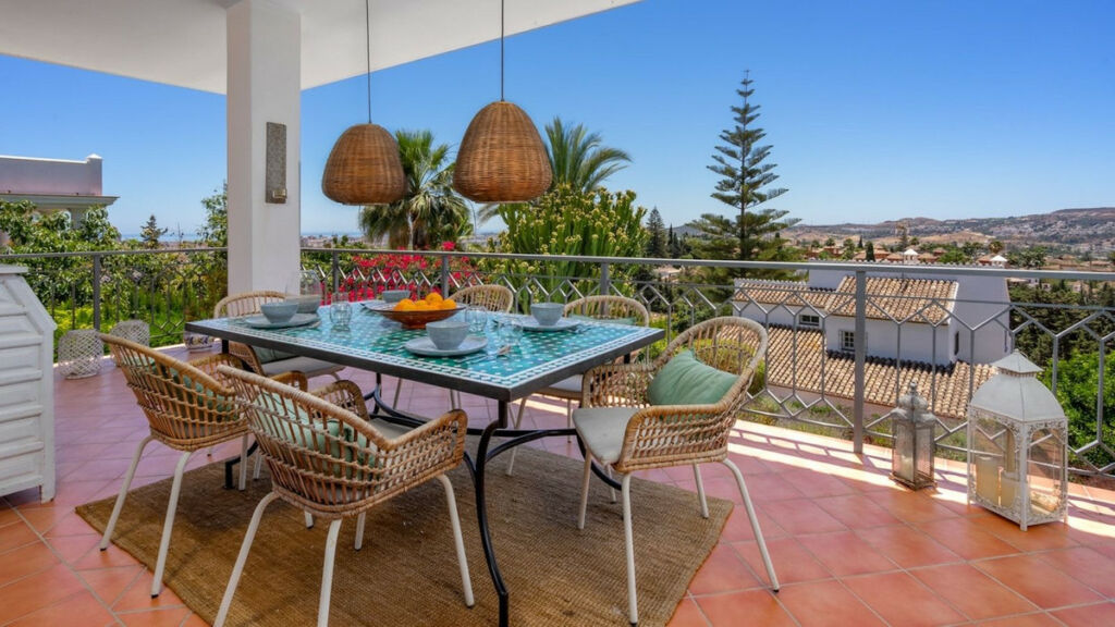 Detached Villa Mijas Málaga - image 2
