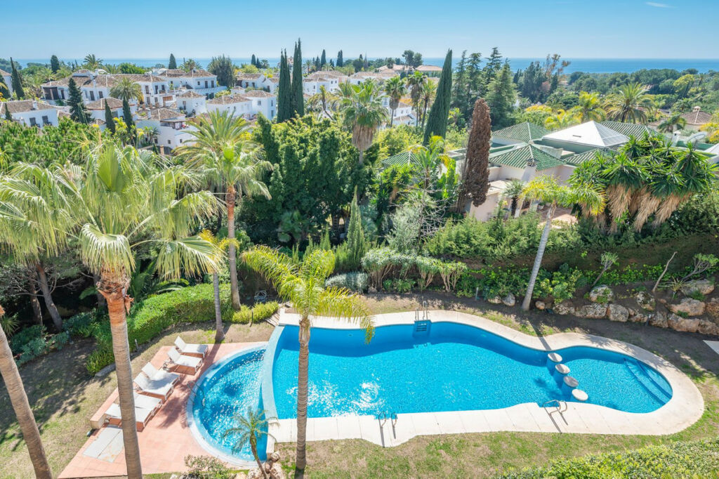 Ground Floor Apartment The Golden Mile Málaga