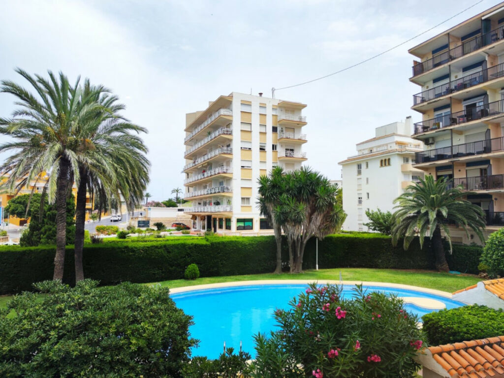 Middle Floor Apartment Javea Alicante
