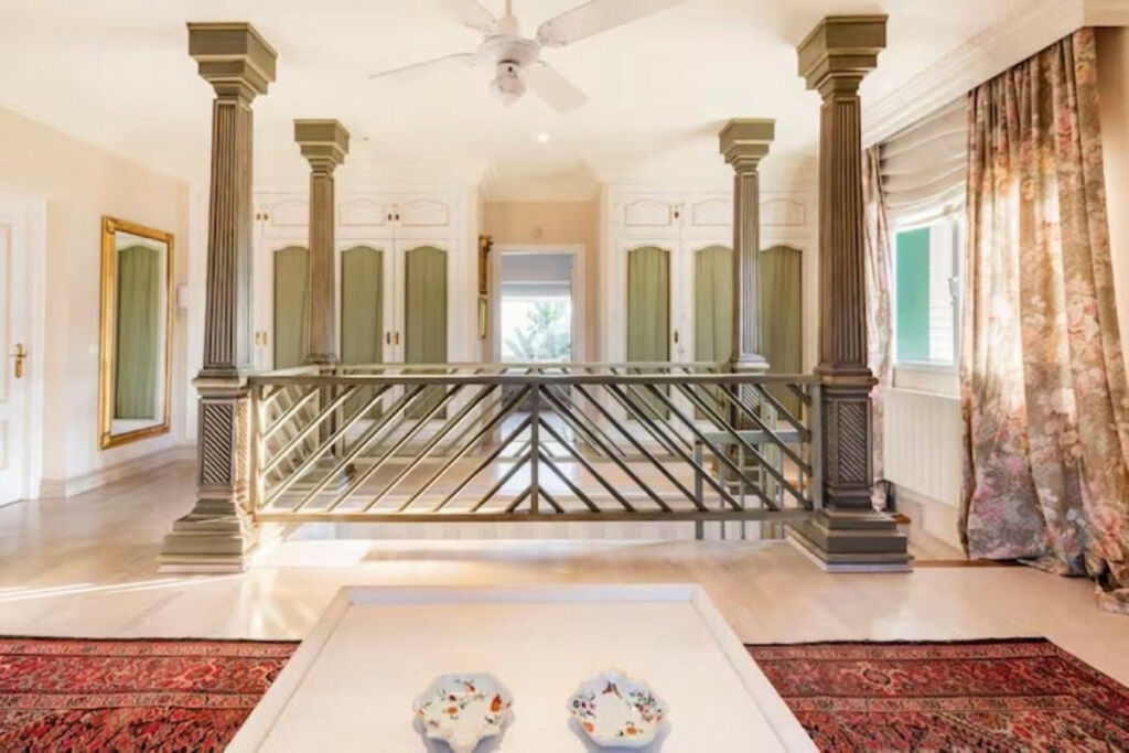 Detached Villa Guadalmina Baja Málaga - image 10