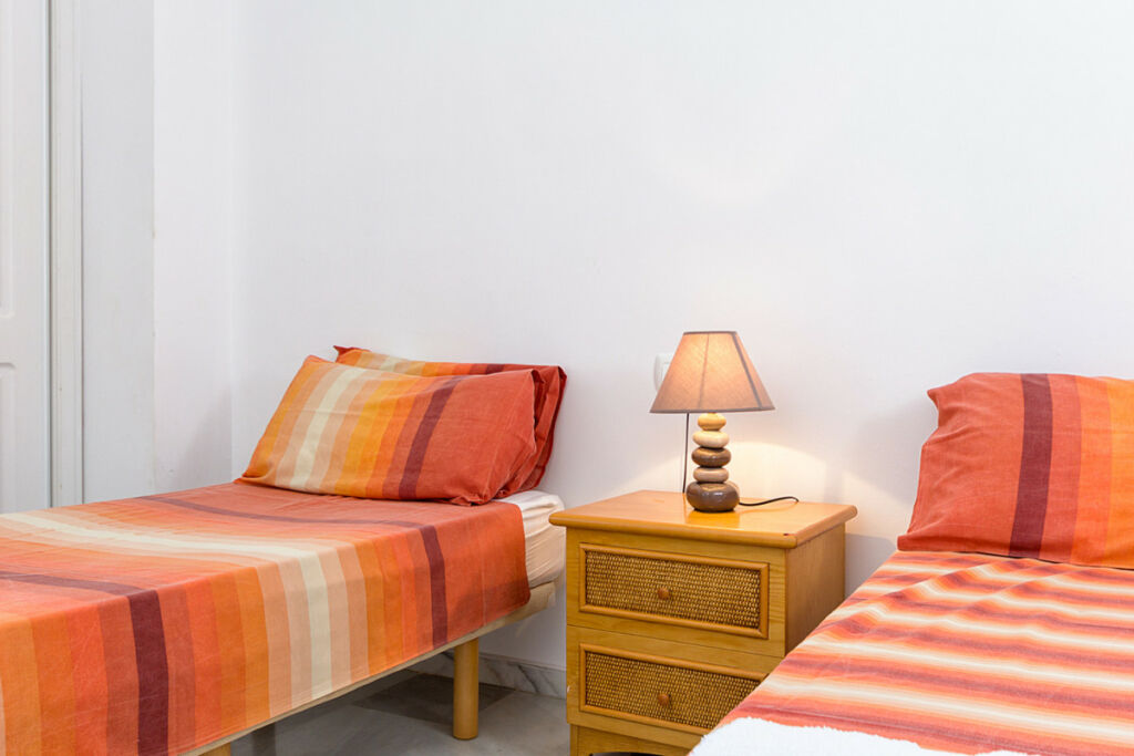 Middle Floor Apartment Calahonda Málaga - image 10