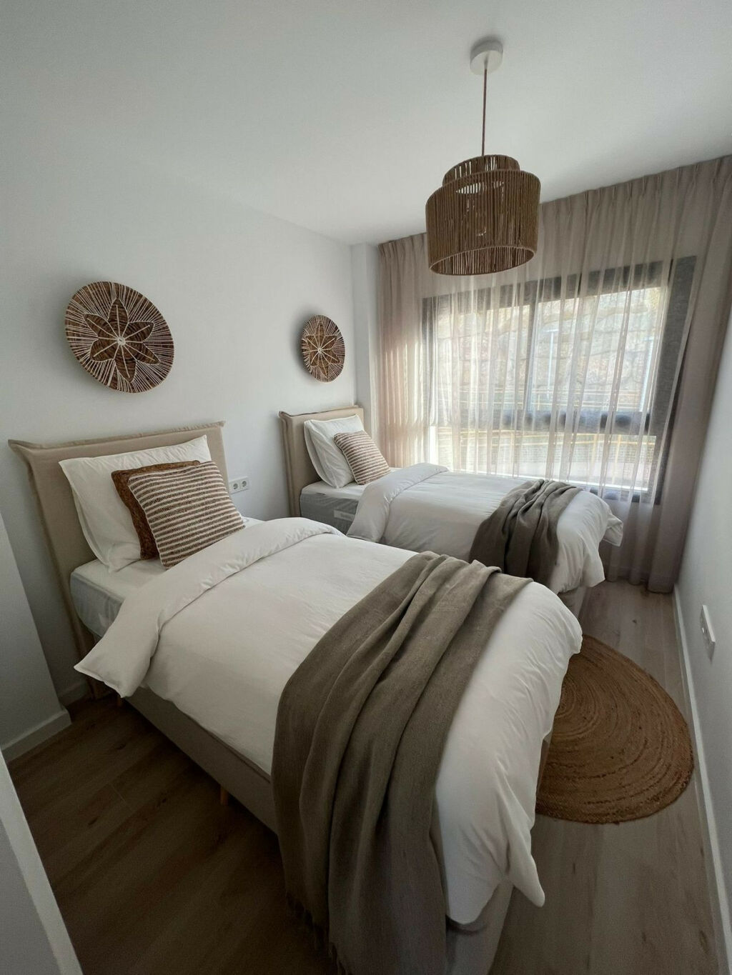 Middle Floor Apartment Estepona Málaga - image 10