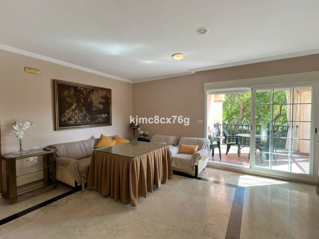 Middle Floor Apartment Marbella Málaga - image 10