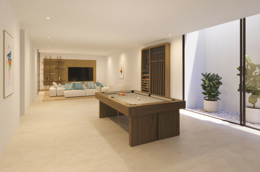 Detached Villa Estepona Málaga - image 10