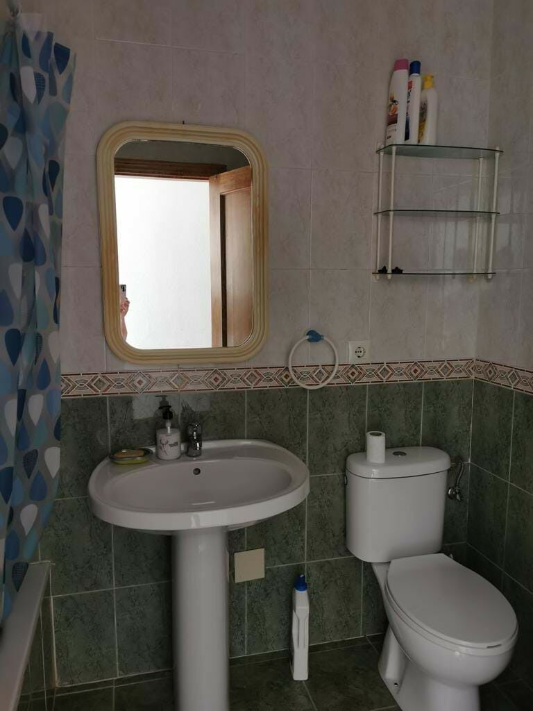 Middle Floor Apartment Aguas Nuevas Alicante - image 10