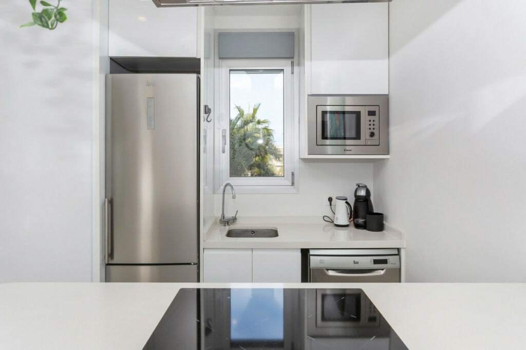 Middle Floor Apartment Villamartin Alicante - image 11