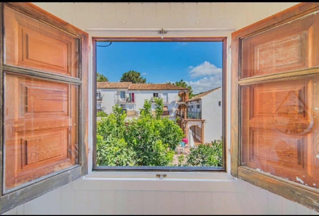 Top Floor Studio Cabopino Málaga - image 10