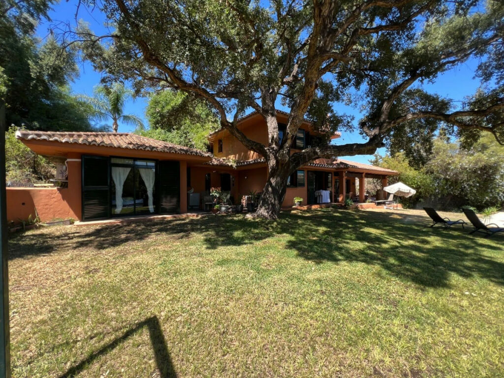 Detached Villa Marbella Málaga - image 10