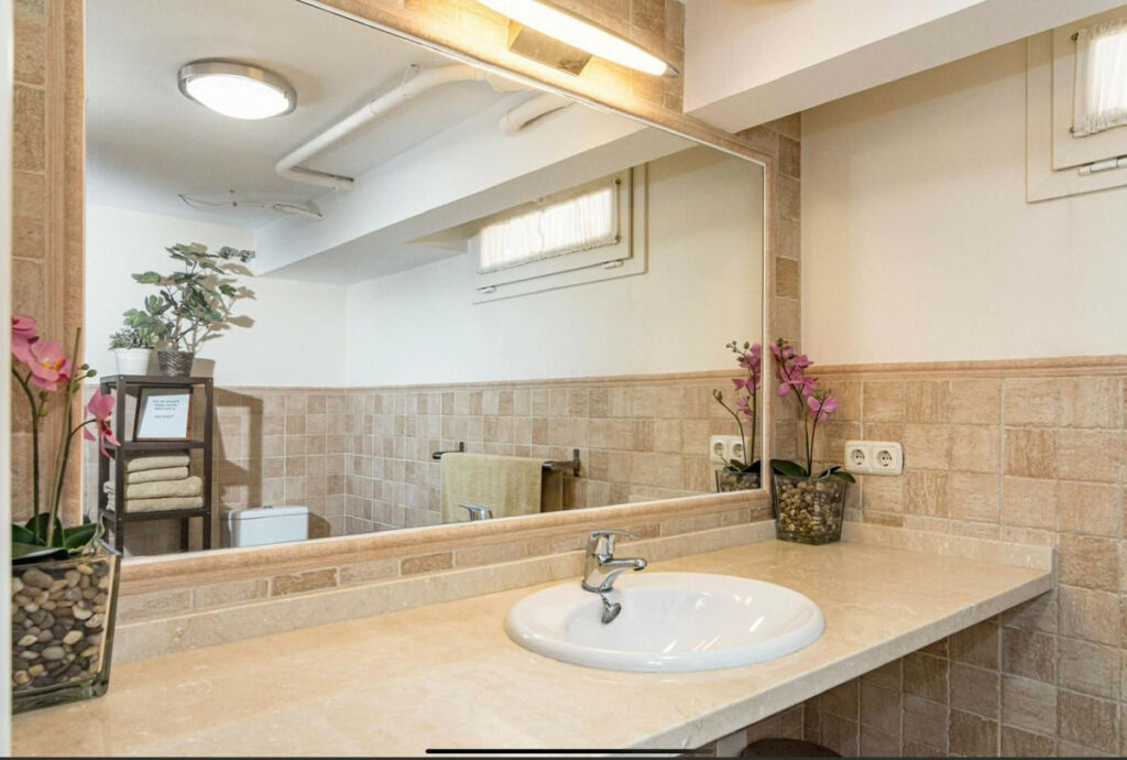 Detached Villa Marbella Málaga - image 10