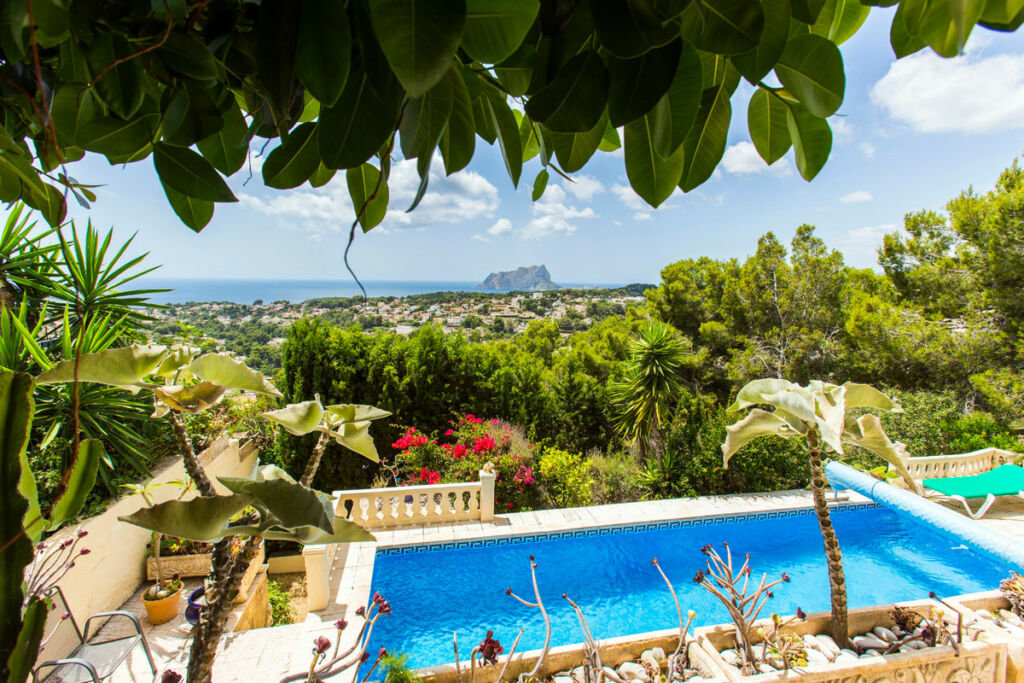 Detached Villa Montemar Alicante - image 11