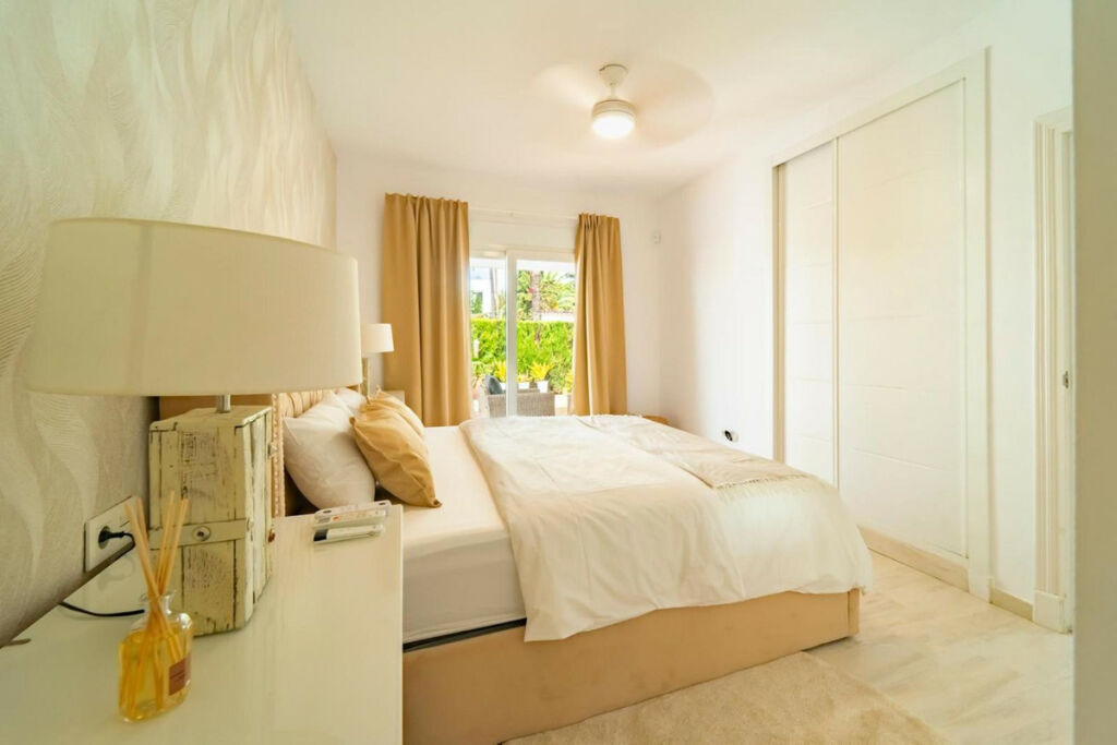 Detached Villa Marbesa Málaga - image 10