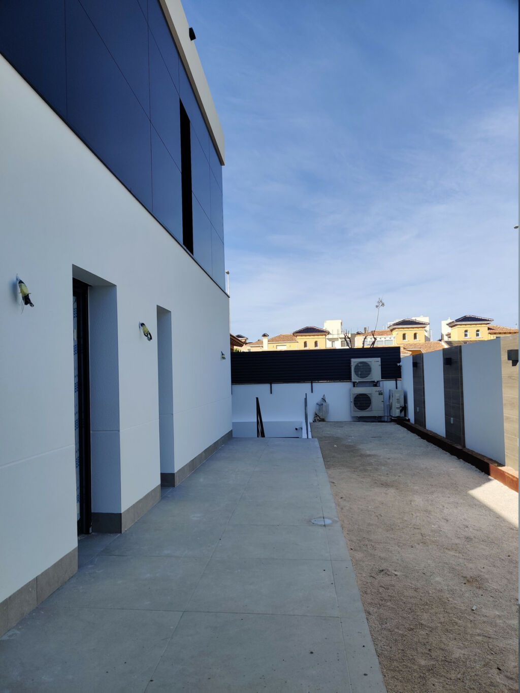 Detached Villa La Zenia Alicante - image 11