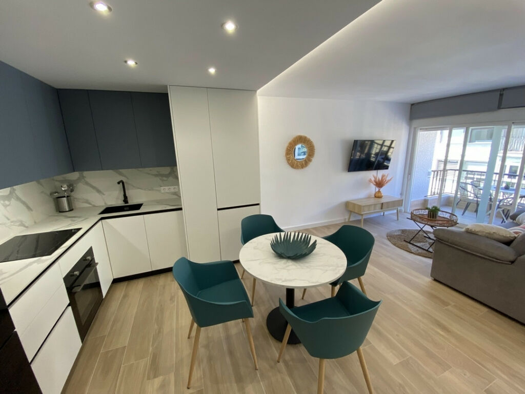 Middle Floor Apartment Fuengirola Málaga - image 12