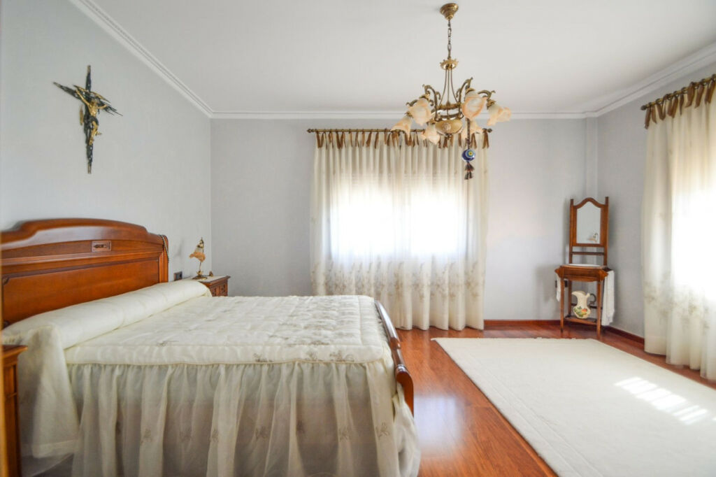 Detached Villa La Murada Alicante - image 12