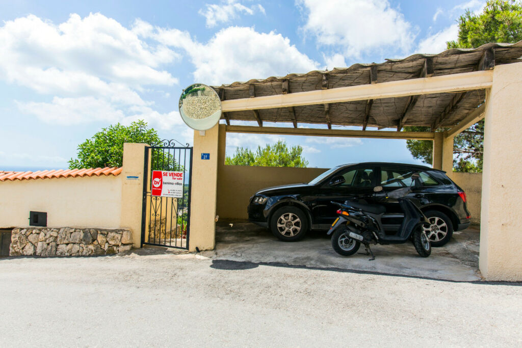 Detached Villa Montemar Alicante - image 12