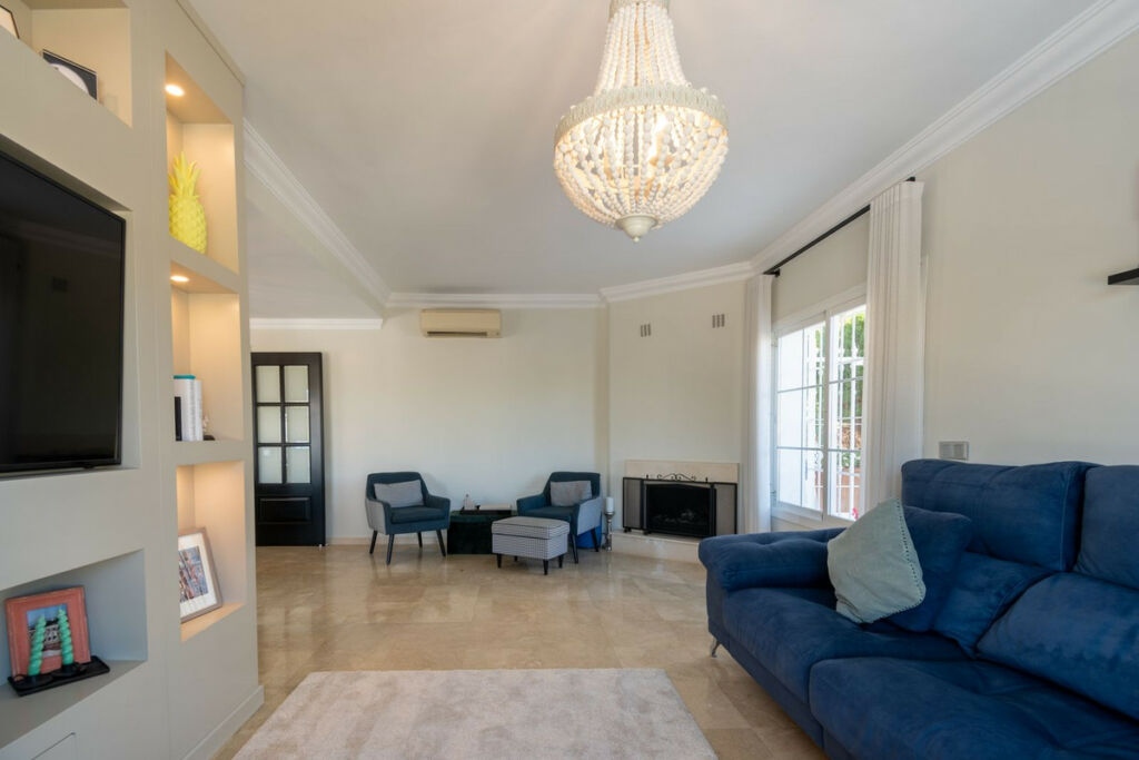Detached Villa La Cala Hills Málaga - image 12