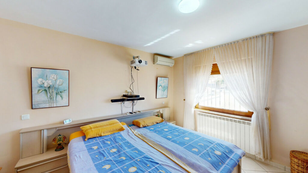 Detached Villa Iznate Málaga - image 12